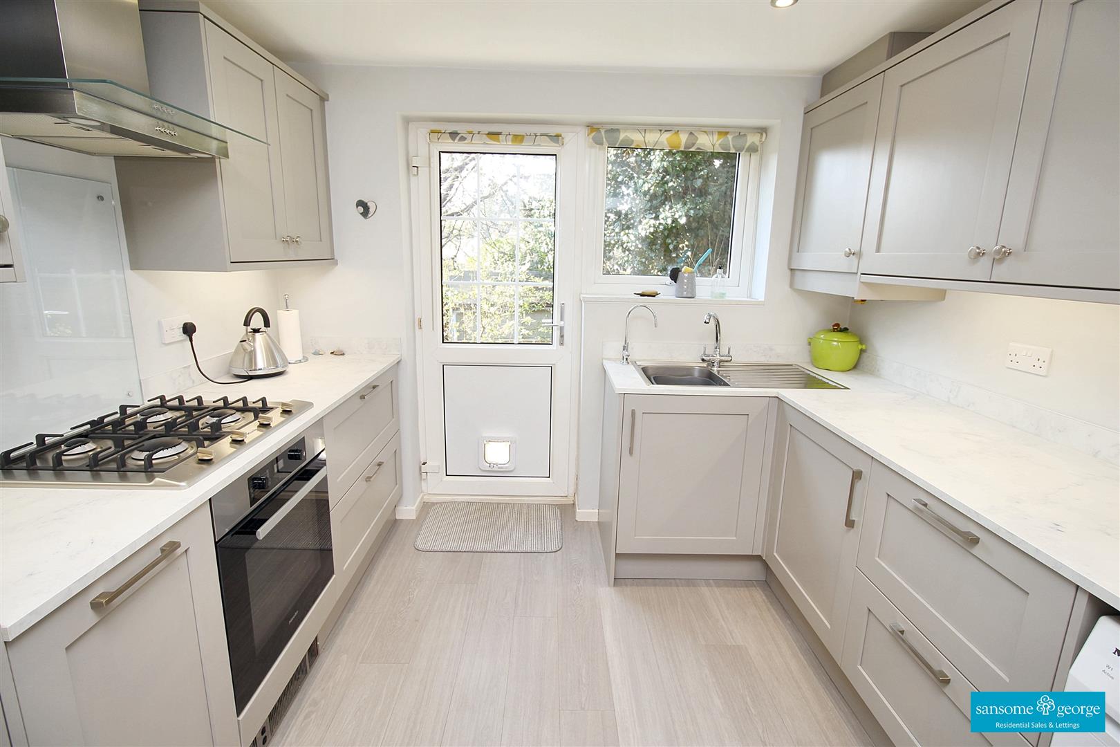 3 bed property in Edenhall Close, Reading